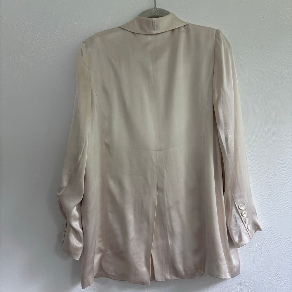 NWT DISSH Women’s Simone Pearl Satin Blazer & Pants Size 4/6 Ivory Suit Set - Picture 9 of 16